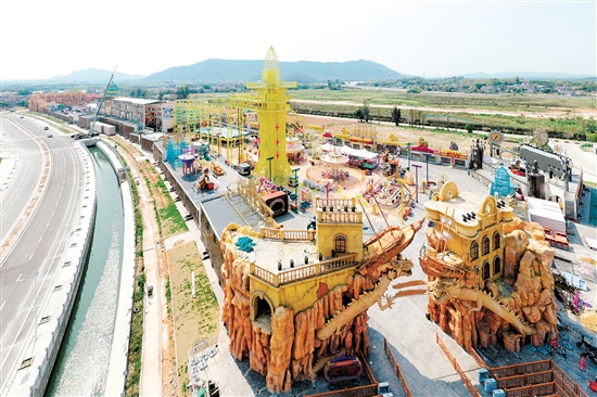 開平不夜城建成運(yùn)營。