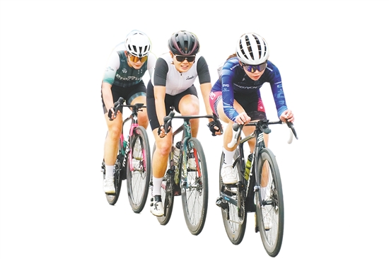 秀出“速度與激情”。郭永樂