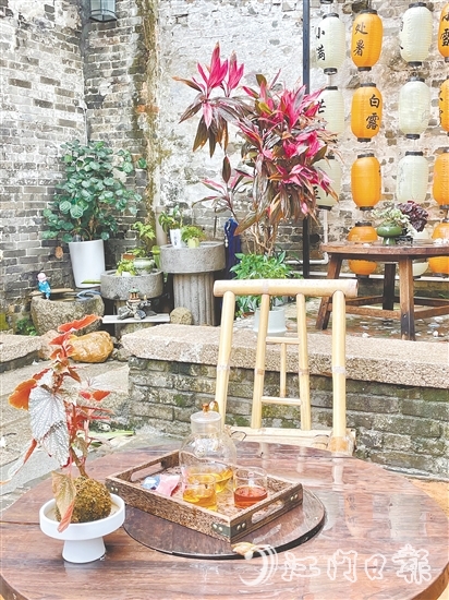 “墟頂人家·一屋”茶館 “墟頂人家·一屋”茶館