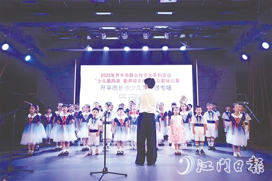 小朋友們?yōu)橛^眾送上一個(gè)個(gè)精心編排的節(jié)目，用歌聲講述關(guān)于文明、誠(chéng)信、友善、勤儉的故事。