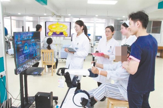 康復(fù)醫(yī)學(xué)科用康復(fù)之鑰為生命解鎖尊嚴(yán)。