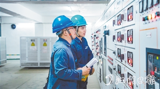 恩平供電局開展設(shè)備隱患排查和用電檢查，全力做好十五運(yùn)會(huì)恩平賽區(qū)比賽場(chǎng)地供電保障工作。