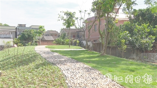 蘆沖村清理閑置空地，打造“民生小公園”。