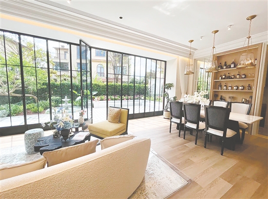 江門保利西海岸加推的別墅戶型吸引購(gòu)房者的目光。