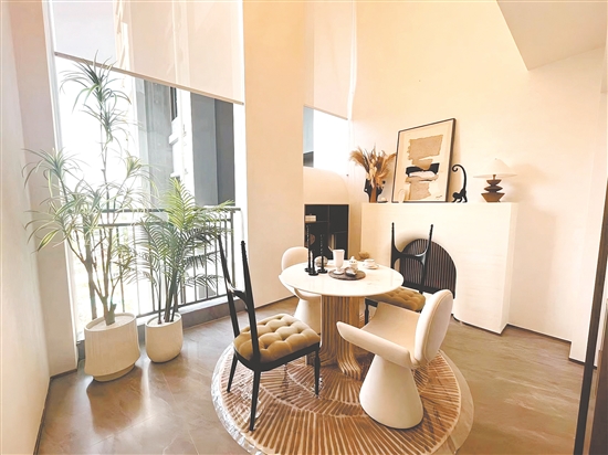 參評企業(yè)選出優(yōu)質(zhì)戶型進(jìn)行角逐。